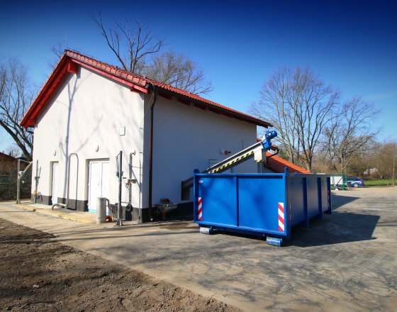 Kontejner na odvodněný kal